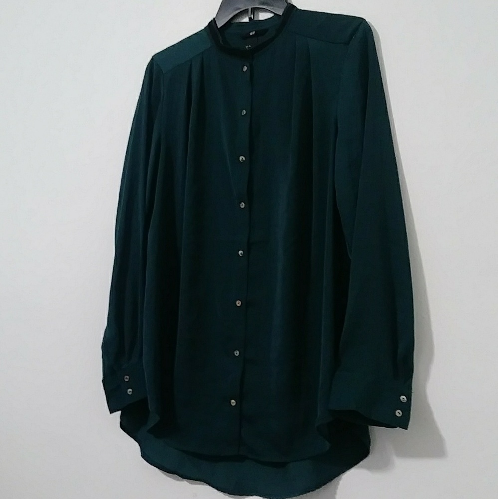 H&M Long Sleeve Button up Blouse